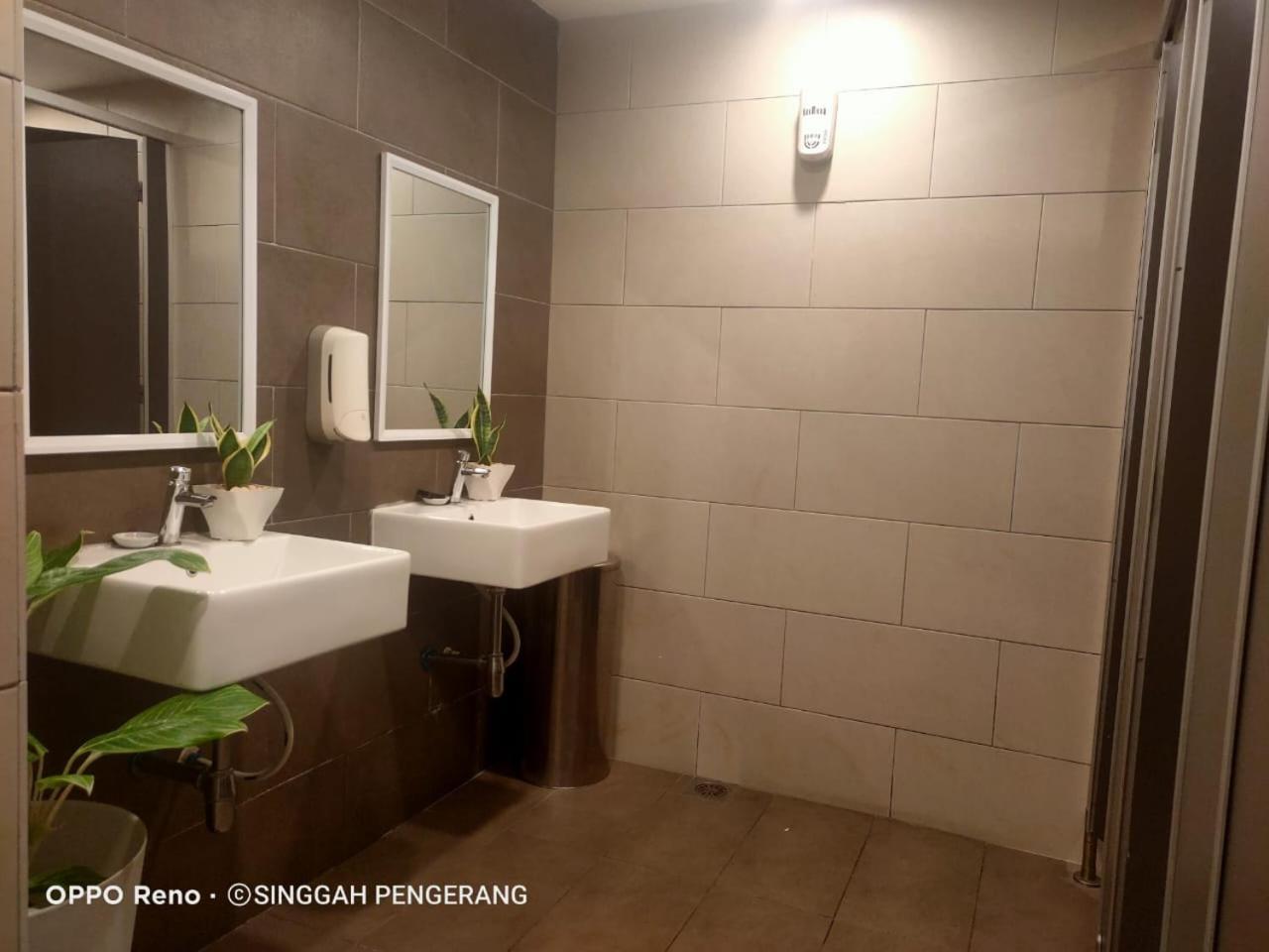 Singgah Pengerang Hotel Екстериор снимка